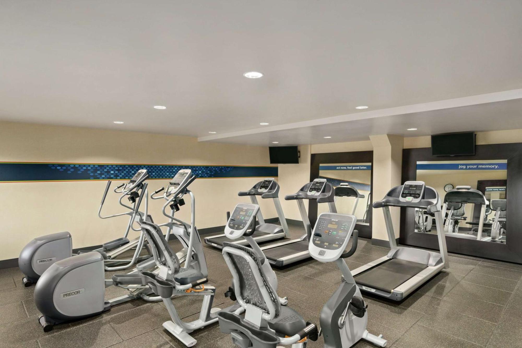Hampton Inn Portland Airport מראה חיצוני תמונה